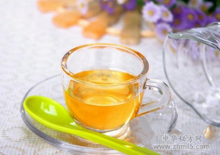 家里有这样的蜂蜜赶紧扔了 春天喝什么蜂蜜最好
